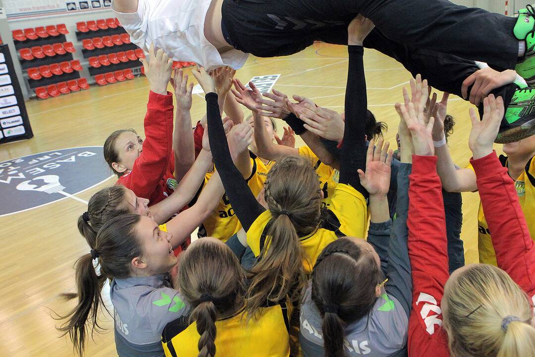 LRF taurės finalas: „Žalgiris“ – „Garliava“ 32:30