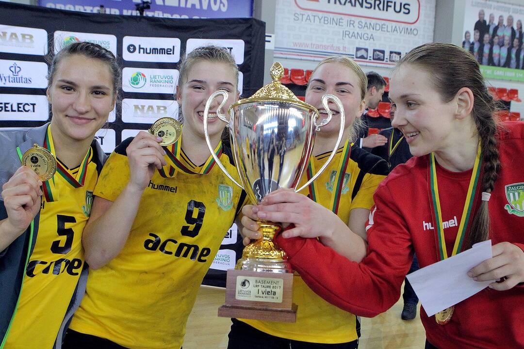 LRF taurės finalas: „Žalgiris“ – „Garliava“ 32:30