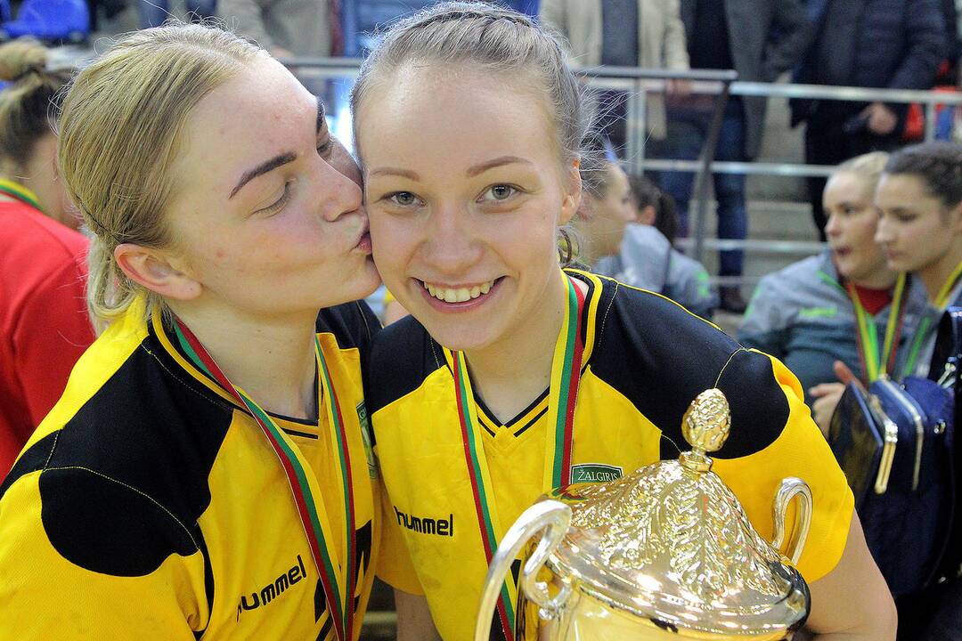 LRF taurės finalas: „Žalgiris“ – „Garliava“ 32:30