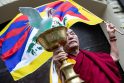 Tibeto vienuolis Thubtenas Wangchenas prie Kinijos Liaudies Respublikos ambasados