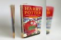 Nusistatymas: Hario Poterio knygų serijos uždraustos dėl neva jose analizuojamų okultizmo, mirties ir smurto temų.
