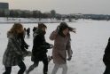 Sniego mūšį Berlyne teko atšaukti dėl per didelio susidomėjimo