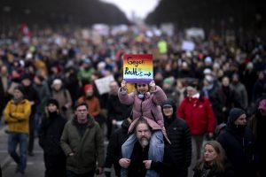 Berlyne protestui prieš AfD susirinko mažiausiai 160 tūkstančių žmonių