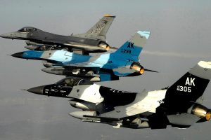 Žiniasklaida: Graikija planuoja perduoti Ukrainai 32 naikintuvus F-16