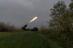 JAV uždegė žalią šviesą: Ukraina gali smogti priešui visoje Rusijos teritorijoje