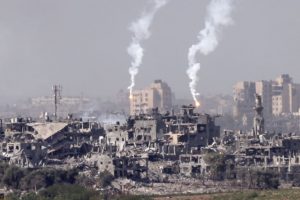 Sausumos mūšiai Gazos Ruože: baiminamasi dėl humanitarinės katastrofos