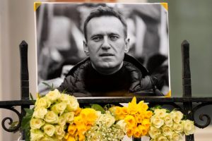 Bendražygiai: A. Navalno artimiesiems jau trečią dieną neleidžiama pamatyti jo palaikų