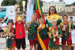 Lietuvos motorlaivių rinktinė pasaulio čempionate Liepojoje skynė pergales