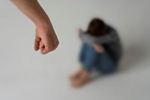 Vilniuje moteris įtariama smurtavusi prieš 14-metę