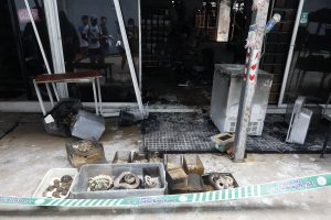 Bankoko naminių augintinių turgų nusiaubęs gaisras pražudė daugybę gyvūnų