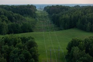 Vyriausybė: elektros tinklų sujungimas turi būti pripažintas ypatingos svarbos projektu