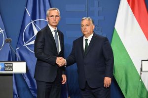 NATO vadovas: Vengrija didesnės pagalbos Ukrainai „neblokuos“