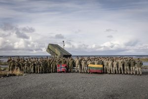 Lietuvos kariai Norvegijoje atliko pirmuosius kovinius šaudymus su NASAMS sistema
