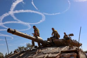 Izraelio kariuomenė pranešė perėmusi iš Gazos Ruožo paleistą raketą