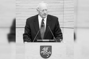 Užuojautą reiškiantys šalies vadovai: L. N. Rasimavičiaus drąsa prisidėjo prie Lietuvos laisvės