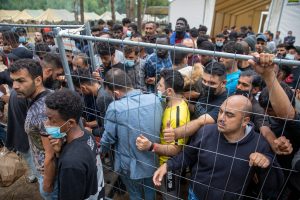 Seimas įstatymu įteisino neteisėtų migrantų apgręžimą pasienyje