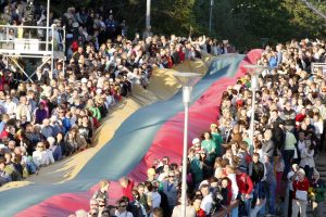 Karo retorika kaitina lietuvių patriotizmą