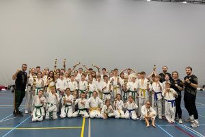 Iš turnyro Olandijoje Klaipėdos karatė mokyklos komanda grįžo su medaliais