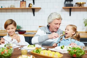 Skaniai ir sveikai: vaikų mityba žiemą