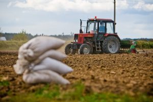 Kviečia dalyvauti konkurse „Metų ūkis 2024“