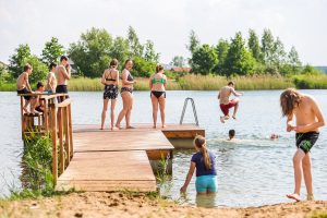 Kad vasara tik džiugintų: svarbūs plaukimo įgūdžiai