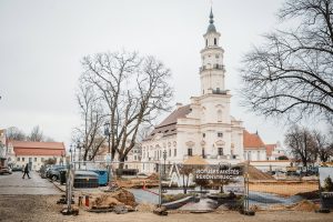 Rotušės aikštėje aptiko lobių