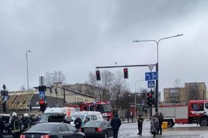 Vilniuje susidūrė du BMW: vienas vairuotojas neturi teisės vairuoti