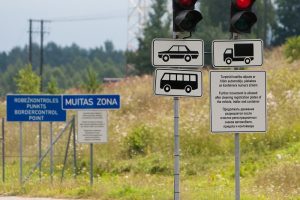 VRM: su išaugusiais migrantų srautais susiduriančiai Latvijai padėti vyks 20 pasieniečių