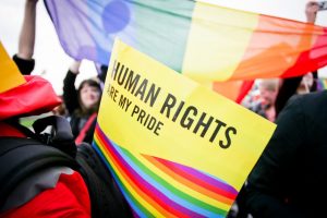 Lenkijos valdančiųjų lyderis atmeta Vakarų požiūrį į translyčių asmenų teises
