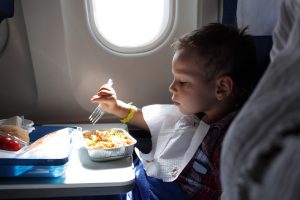 5 patarimai prieš kelionę: kokį maistą pasiimti į lėktuvą, o kokį – į autobusą?