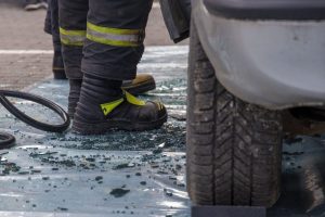 Policija ieško, kas Nemenčinėje padegė „Toyotą“