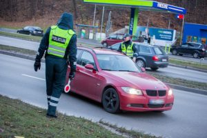 Baisios mirtys nepamoko: savaitės lakstūnė – BMW vairuotoja, Tunelio g. lėkusi 110 km/val. greičiu