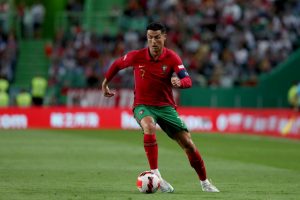 Nė neketina sustoti: C. Ronaldo vėl mušė įvarčius už rinktinę