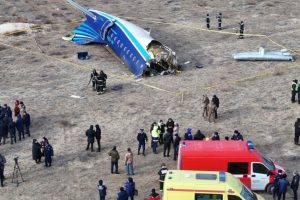 Pateikė daugiau „Azerbaijan Airlines“ lėktuvo katastrofos detalių