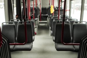 Atsitiktinė pažintis viešajame transporte virto baudžiamąja byla