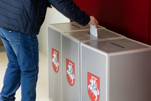 Per tris išankstinio balsavimo dienas Raseinių – Kėdainių apygardoje balsavo 775 rinkėjai