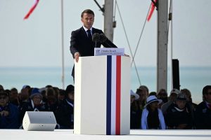 E. Macronas: Paryžiaus parama Ukrainai nesumažės