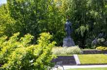 Vilniaus taryba spręs dėl P. Cvirkos skvero pavadinimo naikinimo