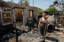 Rusų pajėgoms apšaudžius Novohrodivką, žuvo moteris, dar aštuoni žmonės buvo sužeisti
