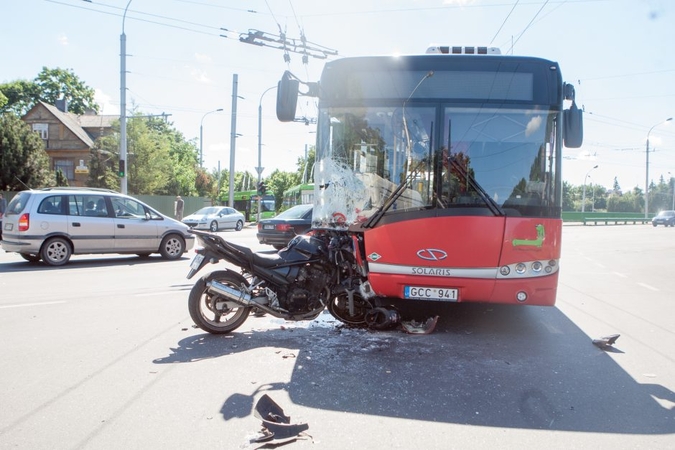 Avarija