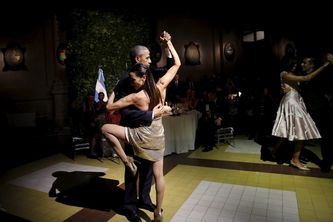 Argentinoje viešintis B. Obama sušoko tango