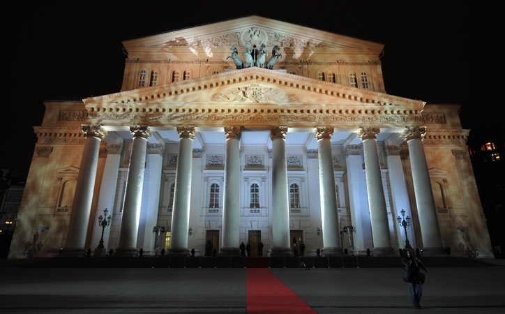 Maskvos didžiojo teatro vyriausiasis dirigentas Sinajskis pasitraukė iš pareigų