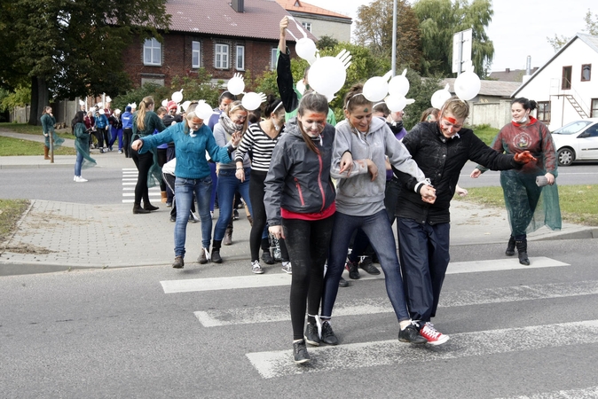 Pirmakursiams – įsimintinas krikštas