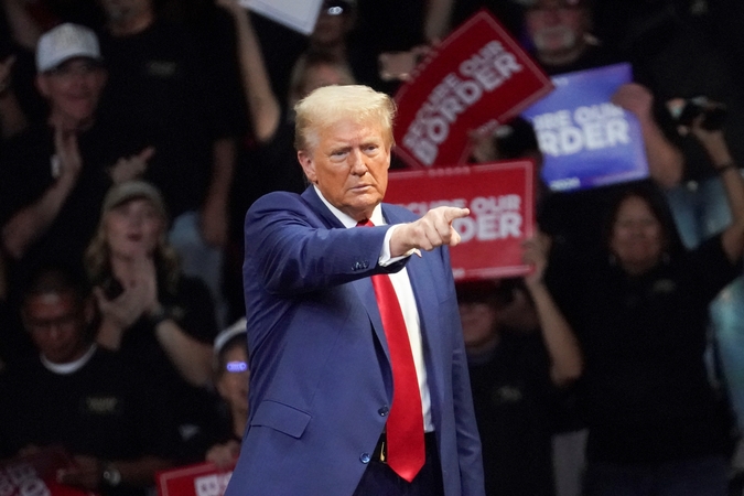 D. Trumpas pareiškė, kad galbūt pritartų JAV kariuomenės panaudojimui prieš amerikiečius