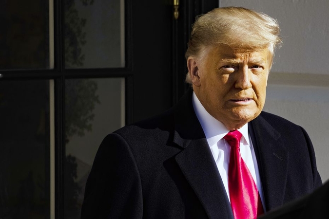 JAV Atstovų Rūmai sprendžia D. Trumpo nušalinimo klausimą (vaizdo įrašas)