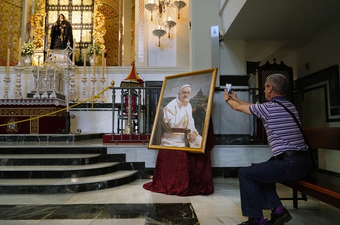 Papasakojo apie paskutines popiežiaus Pranciškaus gyvenimo valandas