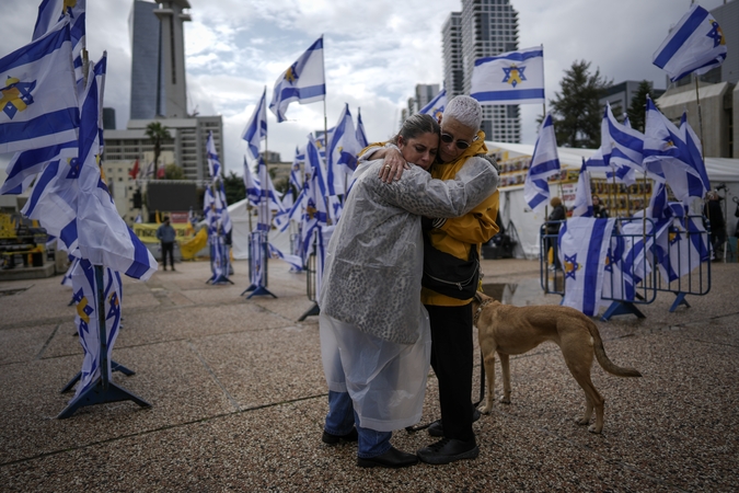 Jauniausi „Hamas“ įkaitai – aštuonių mėnesių ir ketverių metų – negyvi
