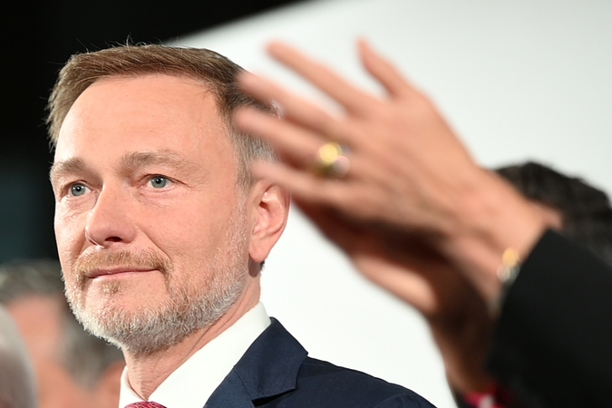 Atsistatydina Vokietijos vyriausybės žlugimą lėmusių liberalų lyderis