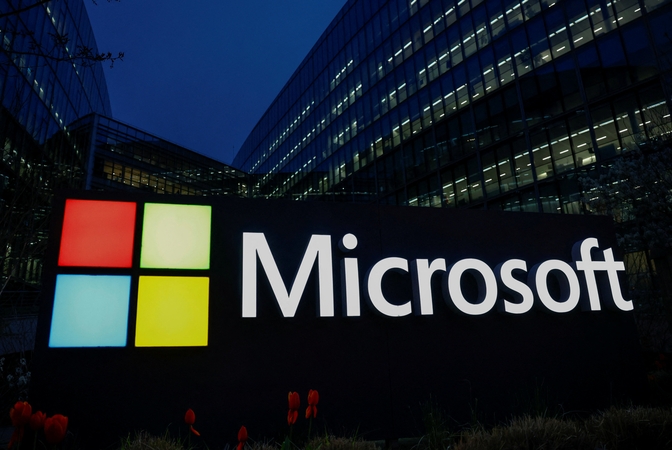 „Microsoft“ įspėja, kad Rusija ir Kinija aktyviau verbuoja kibernetinius nusikaltėlius