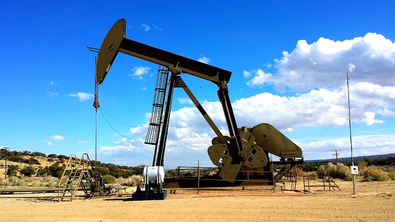 OPEC šalys nepasiekė susitarimo dėl naftos gavybos